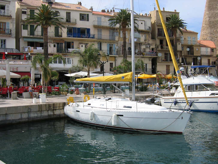 Port Calvi